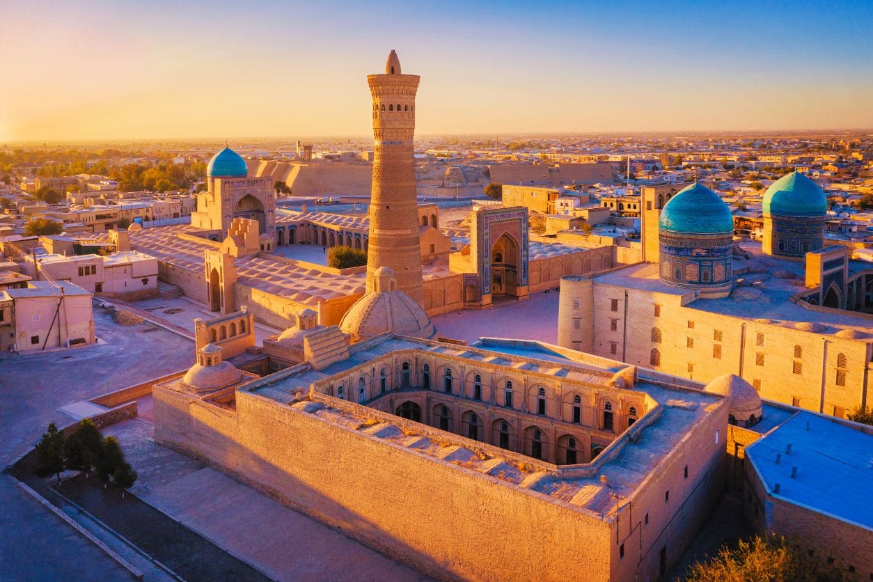 KHIVA - BUKHARA (D/A/C)