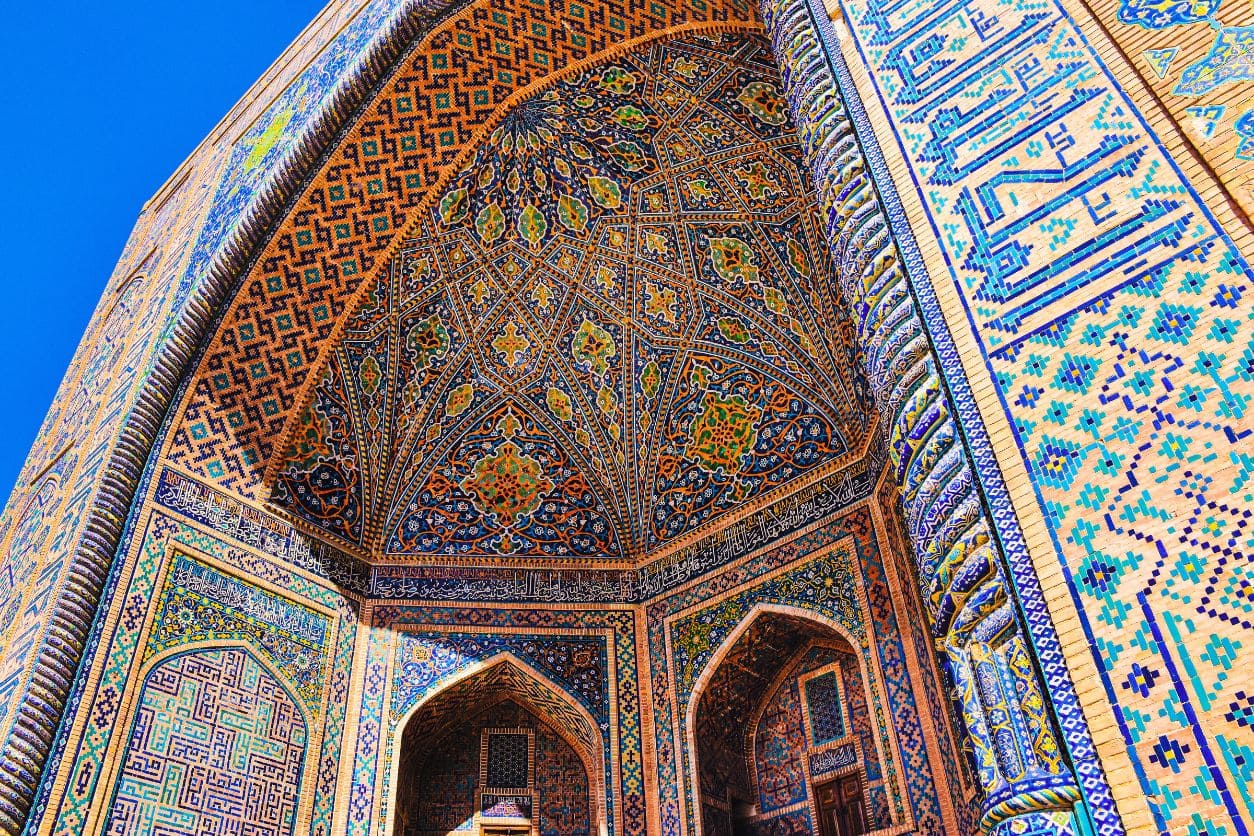 BUKHARA – SAMARCANDA (D/A/-)